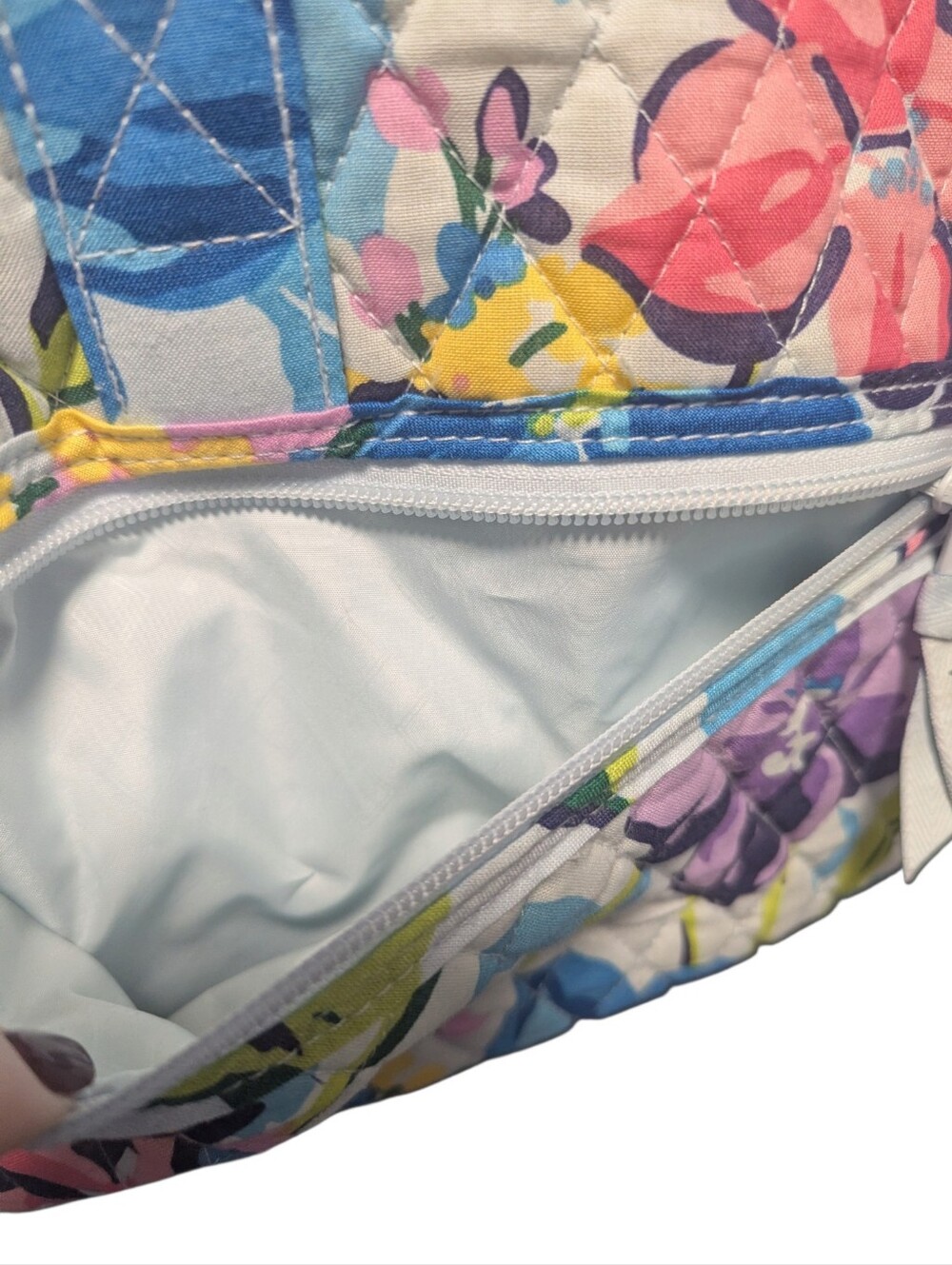 Vera Bradley Quilted Floral Travel Weekender Bag - Picture 4 of 6
